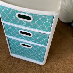 Plastic Storage Bin With Drawers 