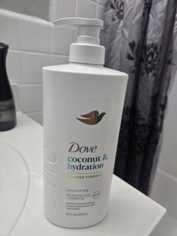 Dove Coconut & Hydration Damage Therapy Shampoo