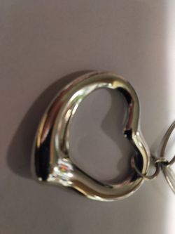 Tiffany & Co.  9.25 SILVER HEART / 9.25 PAPER CLIP STYLE CHAIN