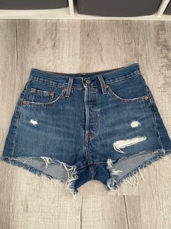 Women’s Levi’s shorts