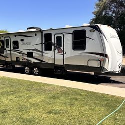 2013 Keystone Sprinter Travel Trailer 