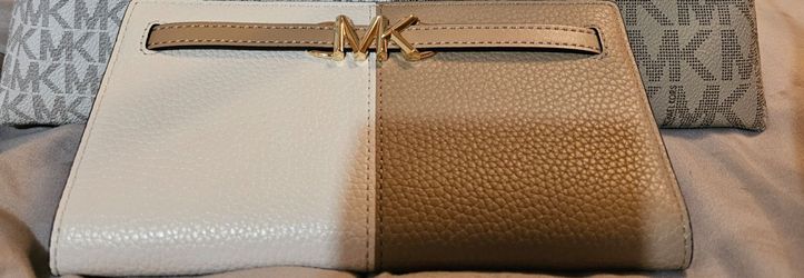 Michael Kors Two-Tone Leather Wallet