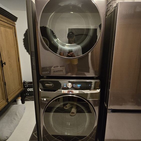 Like New STACKED Washer & Dryer