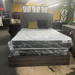 Queen Bedroom Set