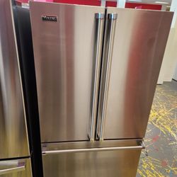 Viking 36 Inch French Door Refrigerator 19.8 Cu Ft Stainless Steel Counyer Depth 