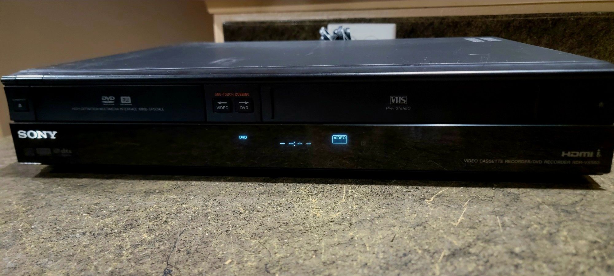 Sony Video Cassette Recorder/ DVD Recorder