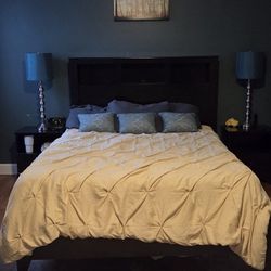 Queen Bed Frame, Headboard, 2 Nightstands 