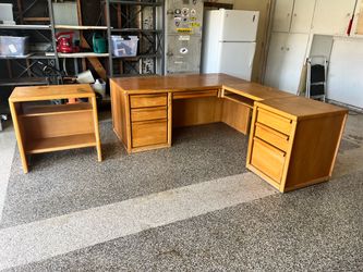Free large desk