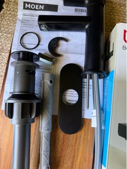 Moen Rinza Matte Black Single hole 1-handle