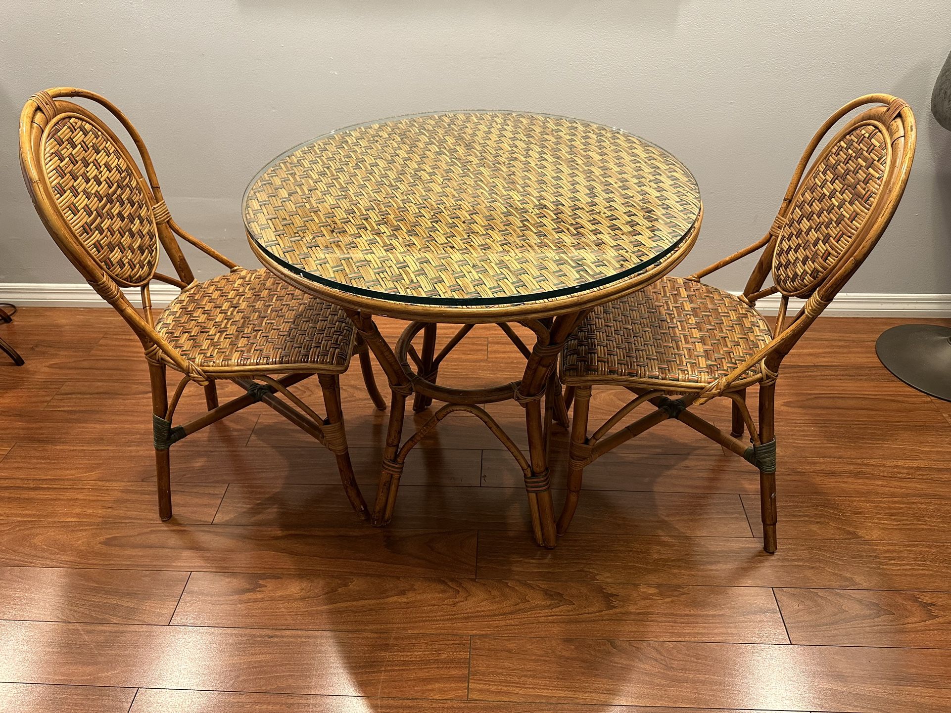 Bistro Table and 2 Chairs Vintage Round French (Bamboo and Rattan) with 1/2” Glass Top