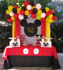 Mickey Mouse Theme Party Table