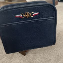 Tommy Hilfiger Crossbody Bag