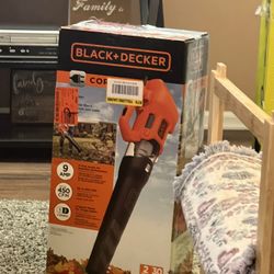 Black & Decker Corded Blower