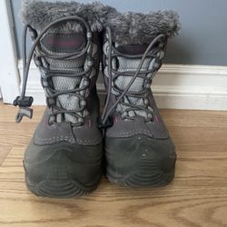 Columbia Kids Snow Boots Size 1