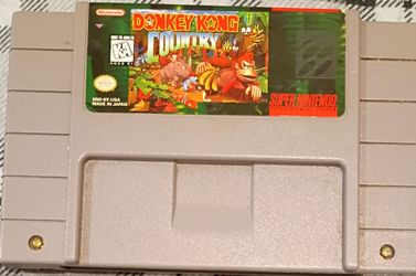 Donkey Kong Country SNES Cartridge