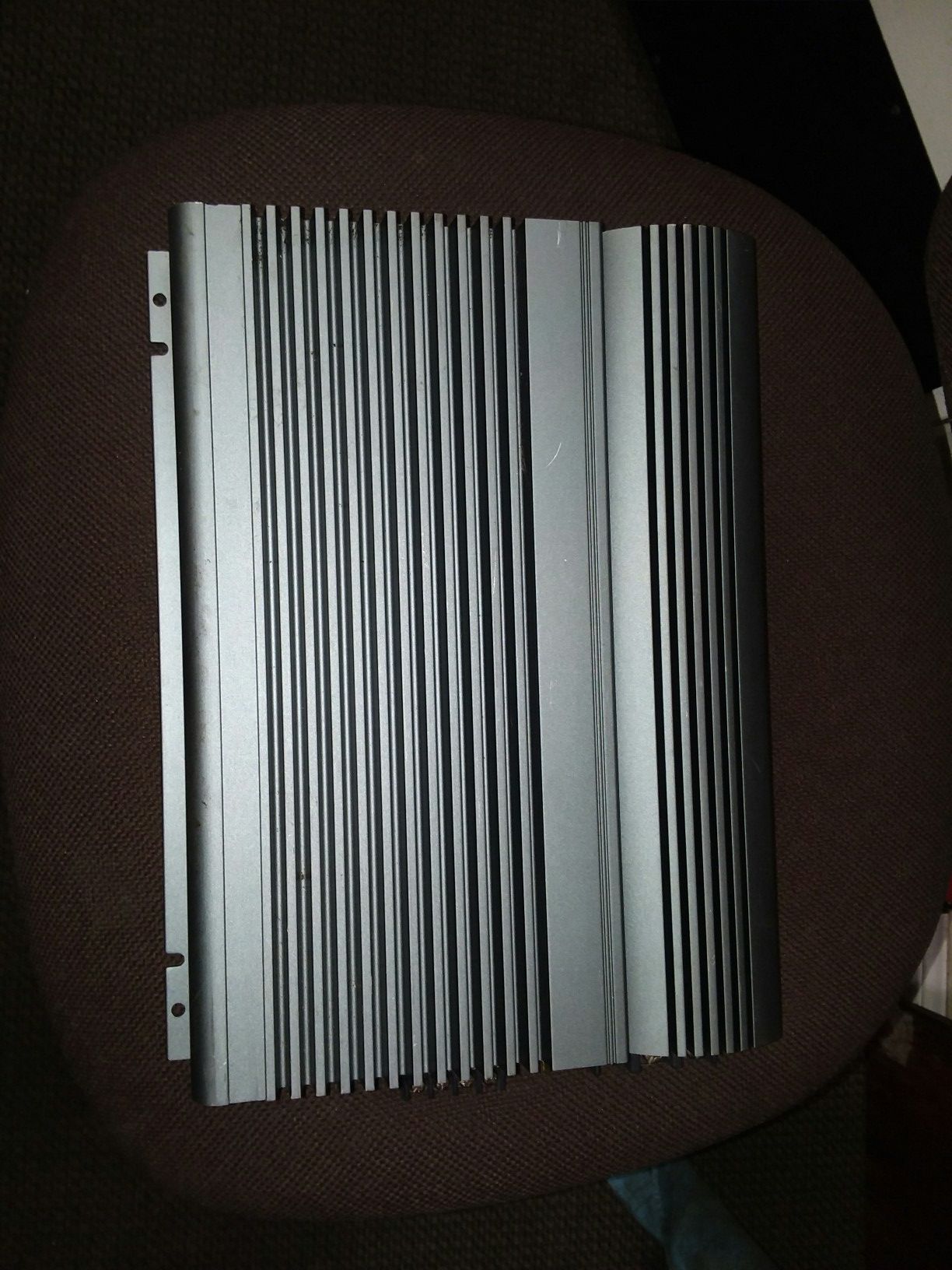 Volvo Alpine 400 watt Amplifier 4x100 channel