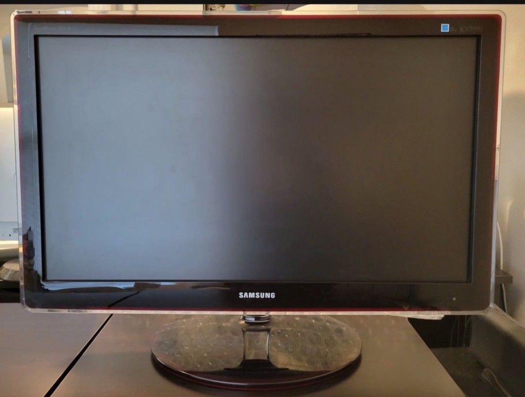 Samsung 27" Computer Monitor