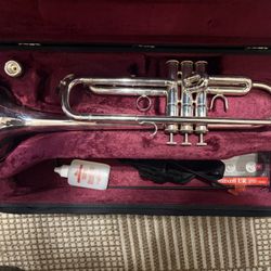Trumpet Near Perfect Condition 