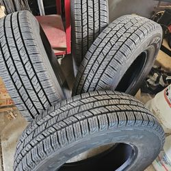 Nexen LT 235/80 R17 