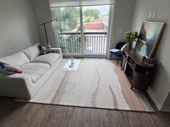 8x10’ 100% Wool Abstract Area Rug