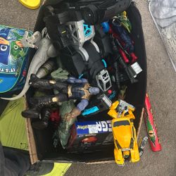 Toys Figures Hot Wheels Transformers Dinasuars 