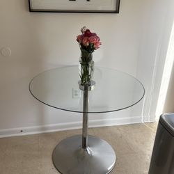 Round Bistro Table