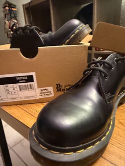 DR. MARTEN’S WOMEN'S SMOOTH LEATHER OXFORD SHOES