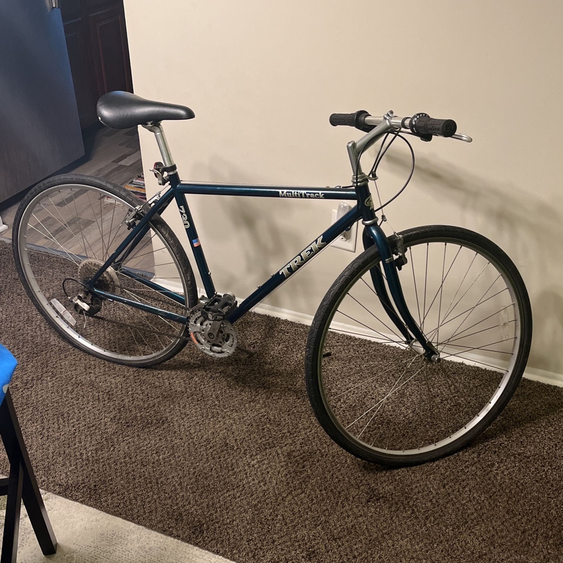Multitrack TREK 730 Bike
