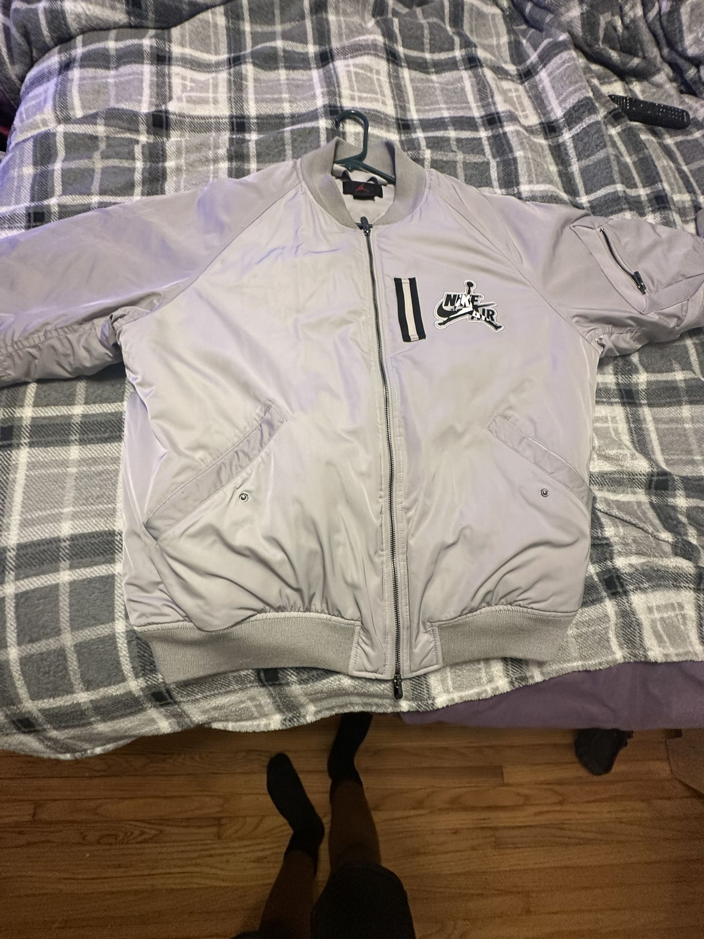 NIKE AIR JORDAN COAT