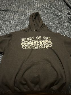 Hoodies/Shirts bundle Great Price (pick up only Im Tarzana