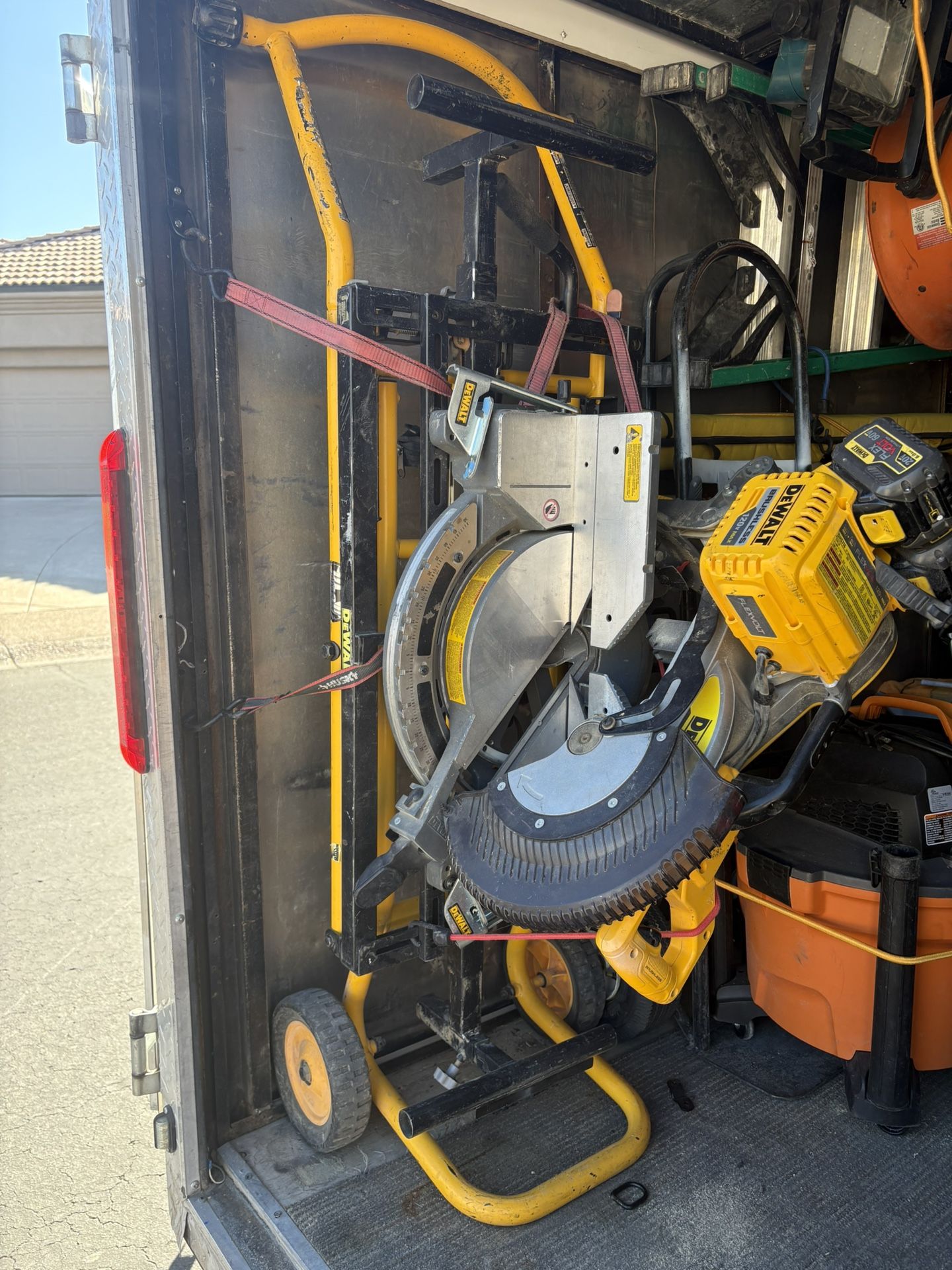 Dewalt Flex volt 12” Miter Saw