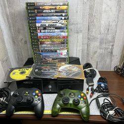 Xbox Original Console w/ 2 Wired Controllers/Cables & 24 Video Games