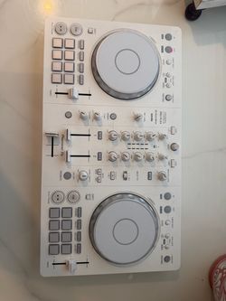 DDJ FLX-4