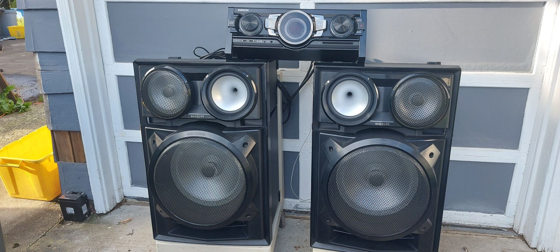 Samsung 3400W Bluetooth GIGA Sound System w/ DJ Beat Effects