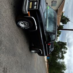 1977 Chevy C10 Short Bed 