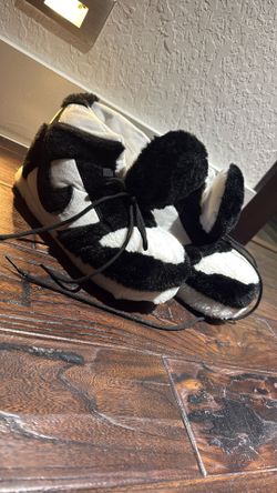 Nike Slippers 