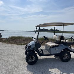 2021 E-ZGO Golf Cart 72 V Factory Lifted Low Hours Excellent Condition 