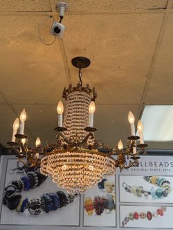 Vintage Crystal Chandelier – Waldorf Astoria Provenance