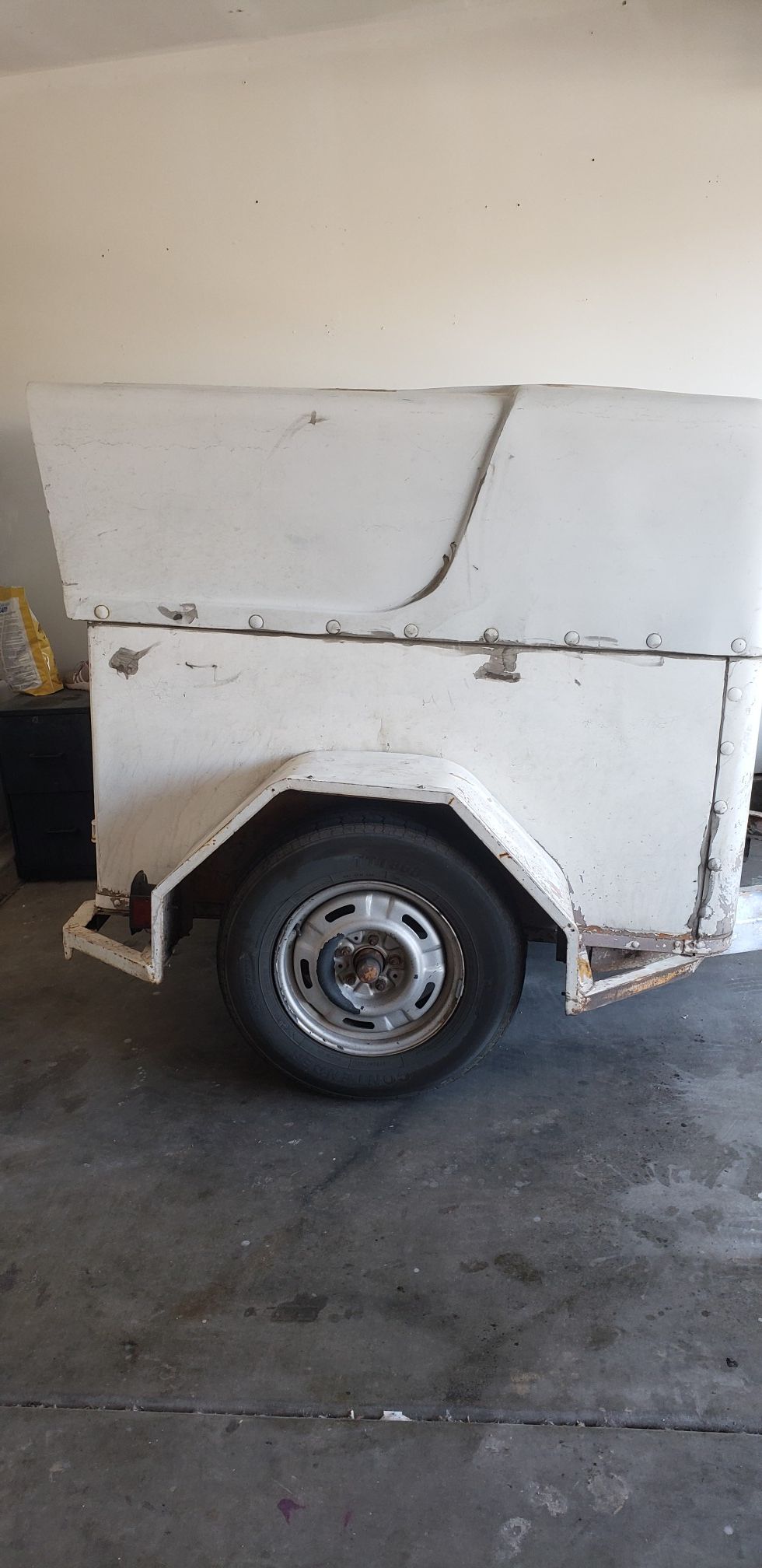 enclosed/ cargo trailer