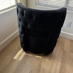 Accent Chair 