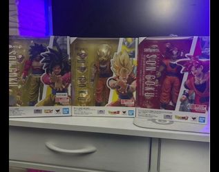 Ssj4 Goku, games begin Goku, ssjg Goku.