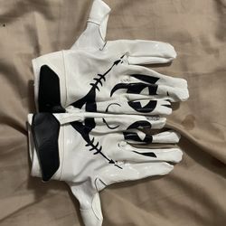 Rivel and Sleefs gloves