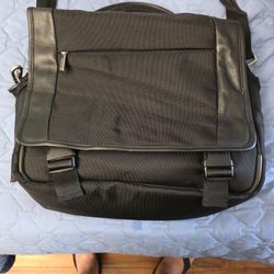 Kenneth Cole Laptop Bag