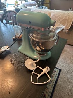 Teal kitchen aide