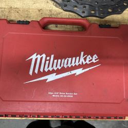 Milwaukee 3/8 socket set metric 