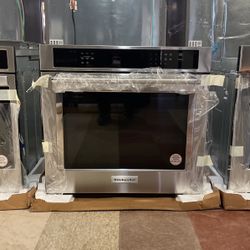 New Kitchen Aid Wall Oven 30”