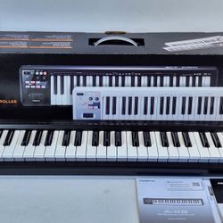 Roland A-49 Lightweight 49- MIDI Controller, Black #430