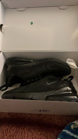 Nike Air Max 270 Triple Black Sneakers