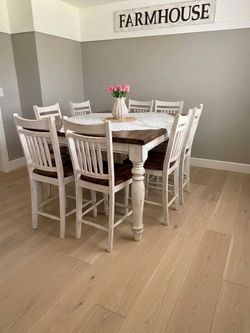 Beautiful Farmhouse Dining Room Table