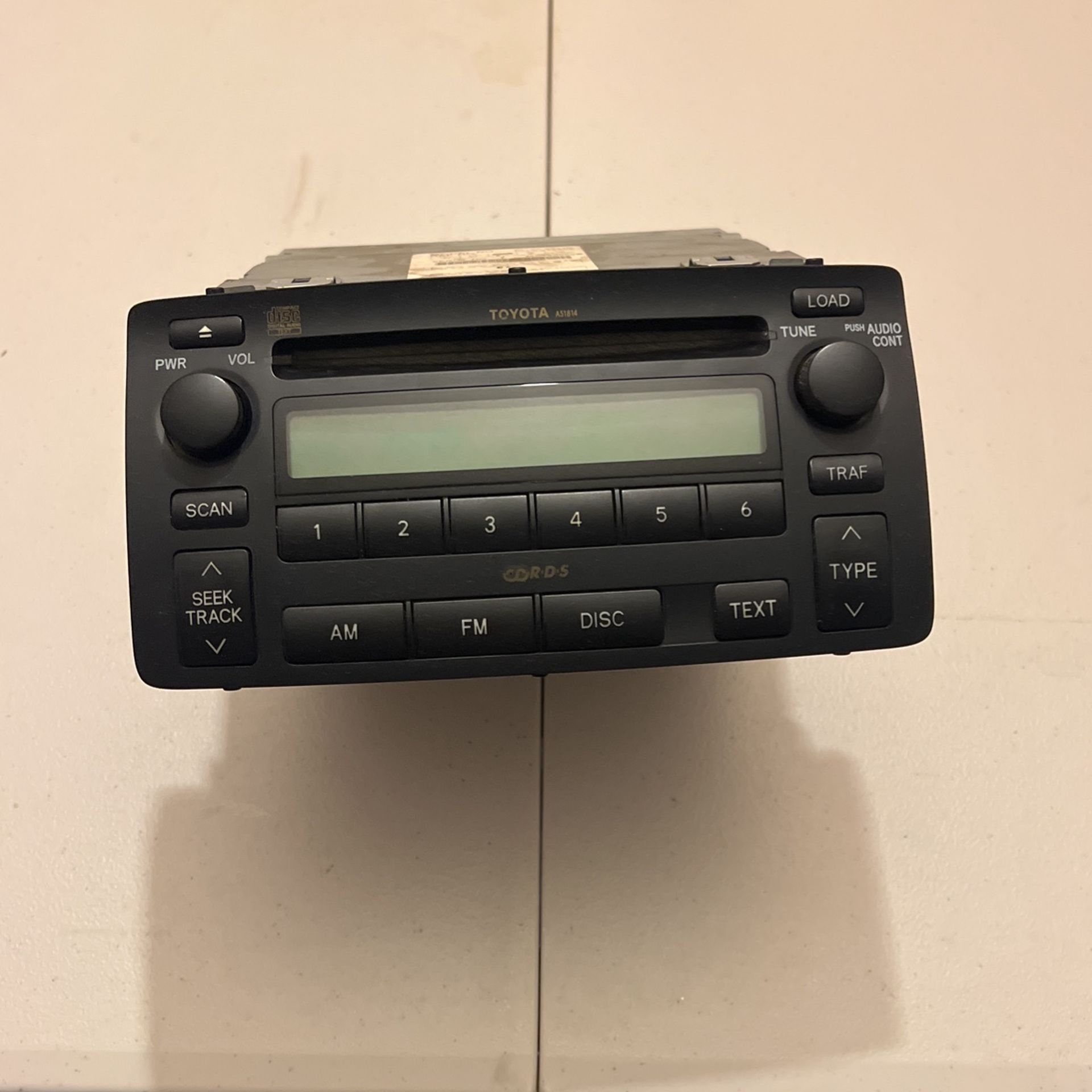 2006 Toyota Corolla OEM Head Unit/ Radio